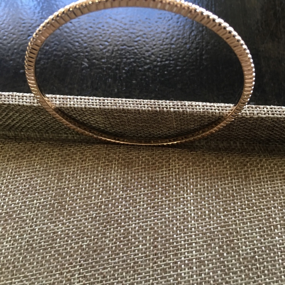 Bracelets - Picture 7 of 7